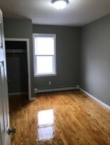 26 Hawkins St in Providence, RI - Building Photo