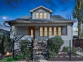 2443 N Oak Park Ave in Chicago, IL - Building Photo