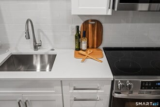 131 Beach Rd in Fairfield, CT - Building Photo - Building Photo