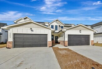 2265 N 159th Ct E in Wichita, KS - Foto de edificio - Building Photo