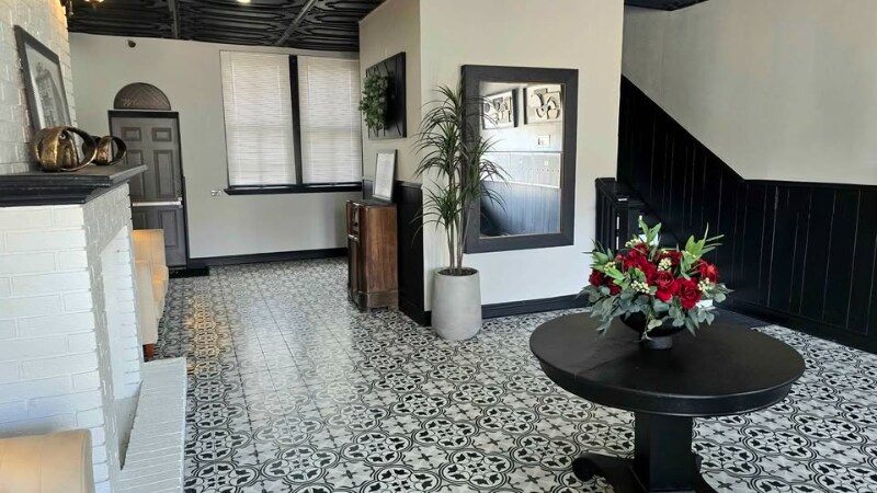 404 St Philip St in Thibodaux, LA - Foto de edificio