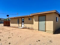 5381 Abronia Ave in Twentynine Palms, CA - Building Photo - Building Photo