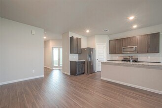 5318 Briana Dee Dr in Arcola, TX - Building Photo - Building Photo