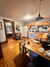 135 N Champlain St in Burlington, VT - Foto de edificio - Building Photo