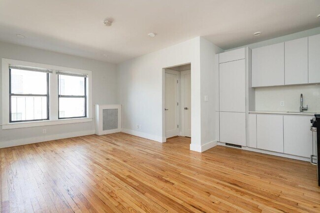 112 Highland Ave in Somerville, MA - Building Photo - Building Photo