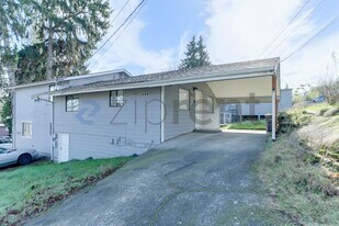 2717 S 125th St in Burien, WA - Building Photo
