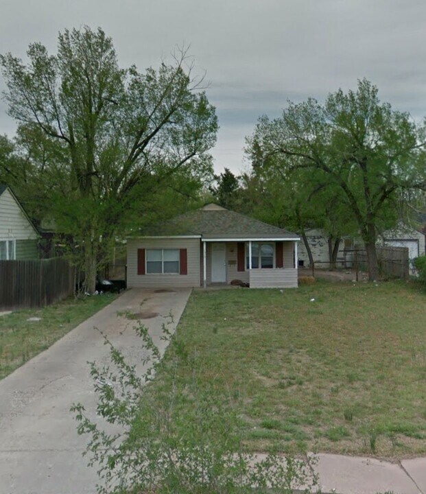 1515 S Travis St in Amarillo, TX - Building Photo