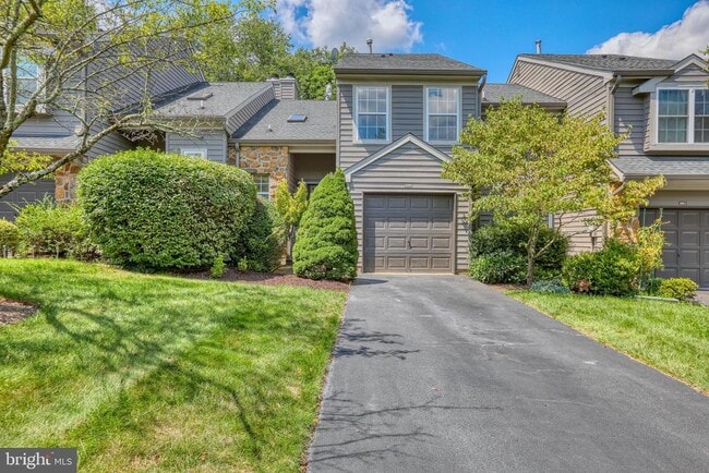 property at 20 Andover Cir