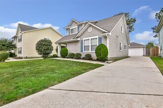 19106 Spruce Bough Ln in Humble, TX - Building Photo - Building Photo