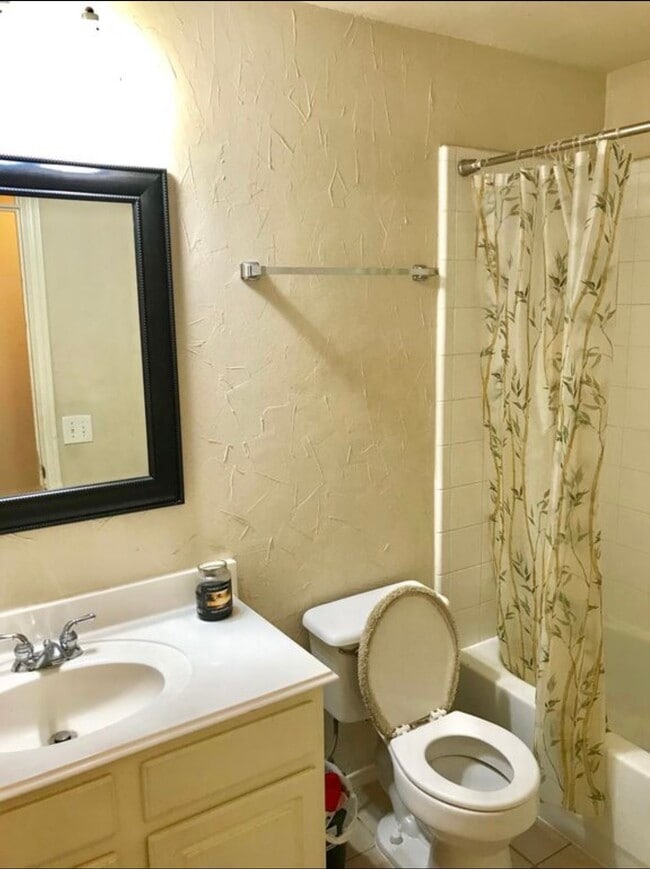 4843 Kingsway Dr in Grand Prairie, TX - Building Photo - Building Photo