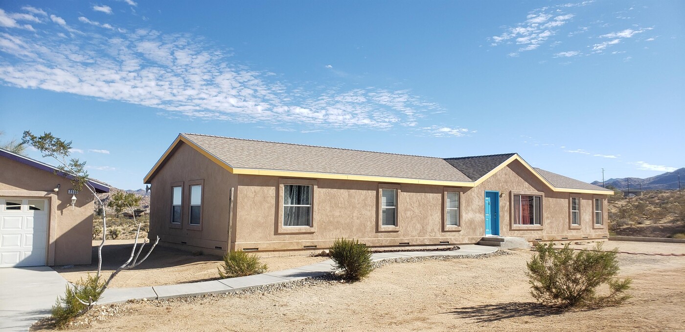 7133 Sunnyhill Rd in Joshua Tree, CA - Building Photo