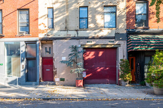 419 Grand St in Brooklyn, NY - Building Photo - Building Photo