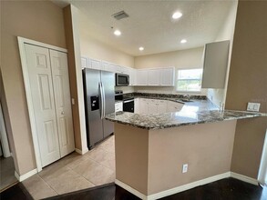 4608 1st Ave E in Palmetto, FL - Building Photo - Building Photo