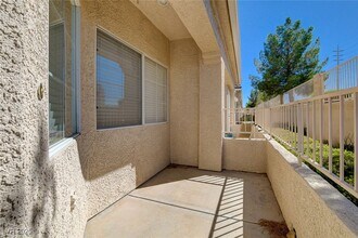 908 Dusty Creek St in Las Vegas, NV - Building Photo - Building Photo