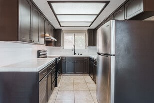 Remington Arms Apartment Homes in Hanford, CA - Building Photo