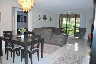 9867 NW 1st Ct in Plantation, FL - Building Photo - Building Photo