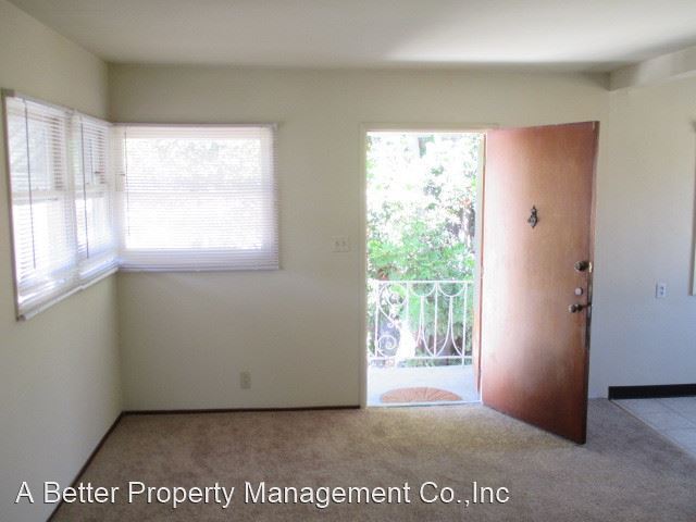1060 Mira Mar Ave in Long Beach, CA - Building Photo - Building Photo