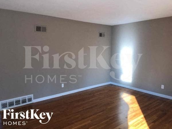 1805 St Anthony Ln in Florissant, MO - Building Photo - Building Photo