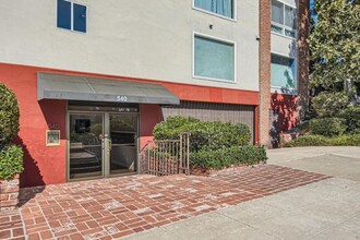 540 Hawthorn St in San Diego, CA - Building Photo - Building Photo