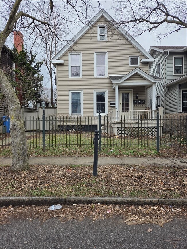 property at 21 Gardiner Park