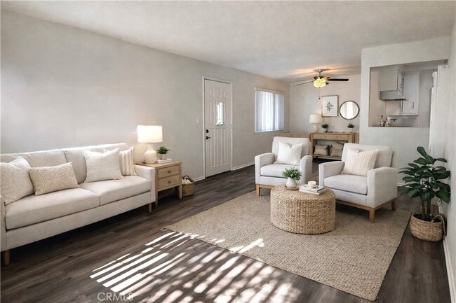 12437 Harris Ave, Unit 1 in Lynwood, CA - Building Photo - Building Photo