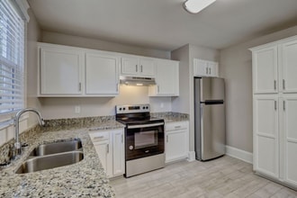 105 Montgomery Ave in Wilmington, NC - Building Photo - Building Photo