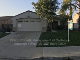 32428 Enriqueta Cir in Temecula, CA - Building Photo