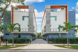 2926 Bird Ave in Miami, FL - Building Photo