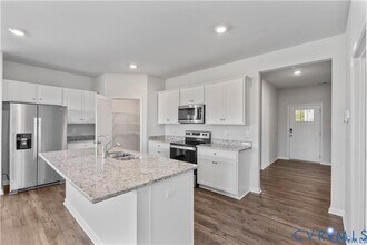 11140 Chappell Crk Cir in Hopewell, VA - Building Photo - Building Photo