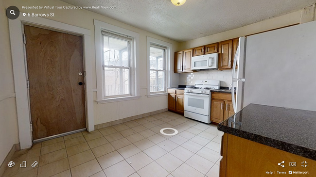 5 Barrows St, Unit #4