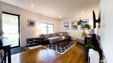 448 Derry Ct in Newport News, VA - Building Photo - Building Photo