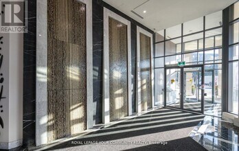 7608-7608 Yonge St in Vaughan, ON - Building Photo - Building Photo