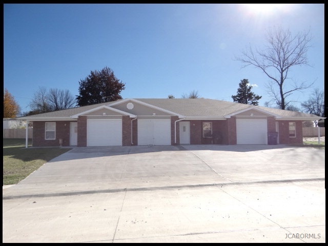 100 Rylee Cir in Holts Summit, MO - Building Photo - Building Photo