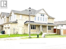 12590 Kennedy Rd in Caledon, ON - Building Photo