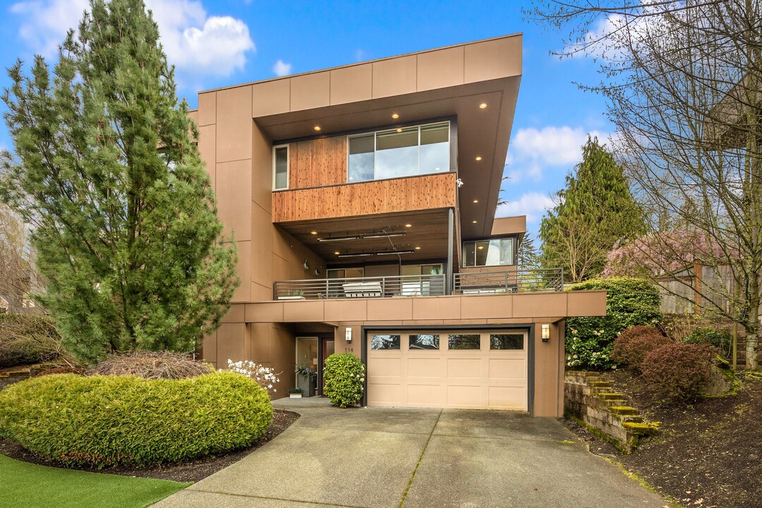 114 Slater St in Kirkland, WA - Foto de edificio