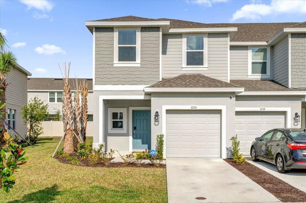 2235 Portrait St in Kissimmee, FL - Building Photo