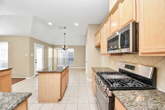 10118 Heron Meadows Dr in Houston, TX - Building Photo - Building Photo
