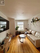 421-421 Lisgar St in Ottawa, ON - Building Photo - Building Photo