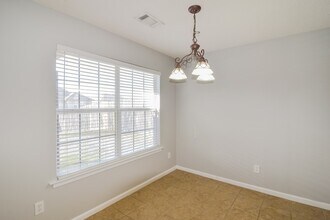 305 Cotton Lakes Blvd in Wetumpka, AL - Building Photo - Building Photo