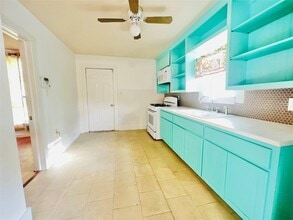 936 Bennington St in Houston, TX - Building Photo - Building Photo