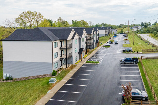 Winding Springs Apartments and Townhomes in Elizabethtown, KY - Foto de edificio - Building Photo