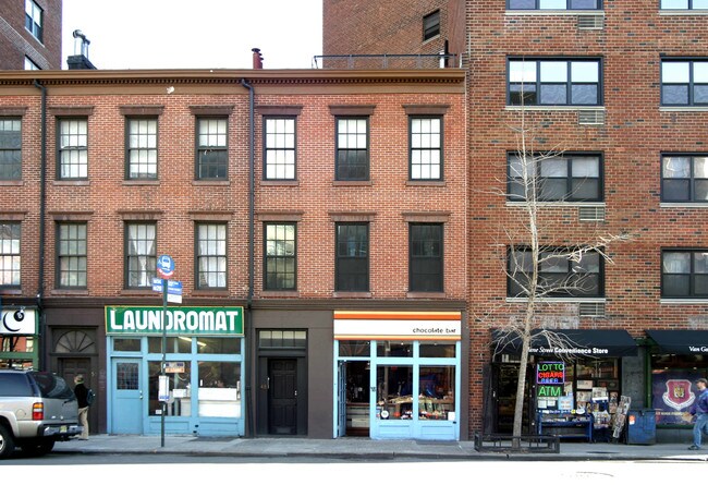 48 Eighth Ave
