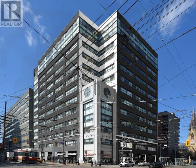 property at 700-700 King St W