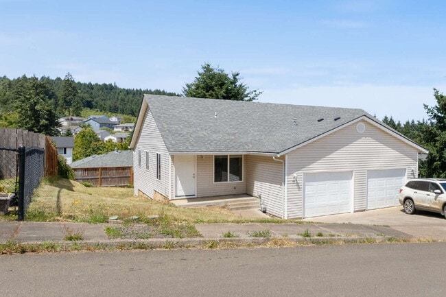property at 907 S W Bales Ave