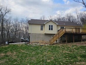 852 Gray Fox Rd in Harpers Ferry, WV - Building Photo - Building Photo