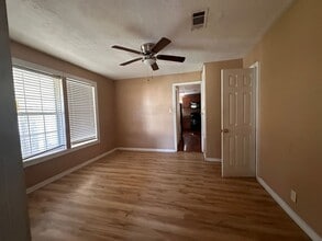 2117 5th St in Lake Charles, LA - Building Photo - Building Photo