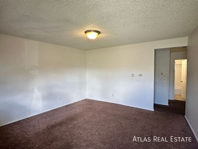 921 W 1100 N in Salt Lake City, UT - Building Photo - Building Photo