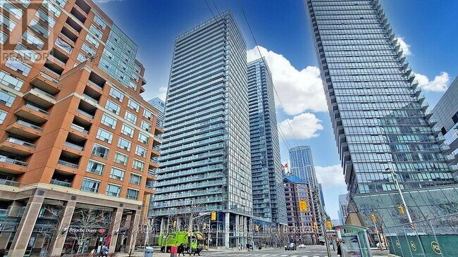 property at 37-537 Grosvenor St