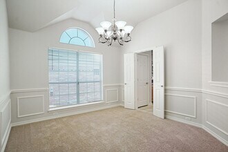 5000 Coral Creek Dr in Fort Worth, TX - Building Photo - Building Photo