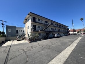 Broad in Wilmington, CA - Building Photo - Building Photo